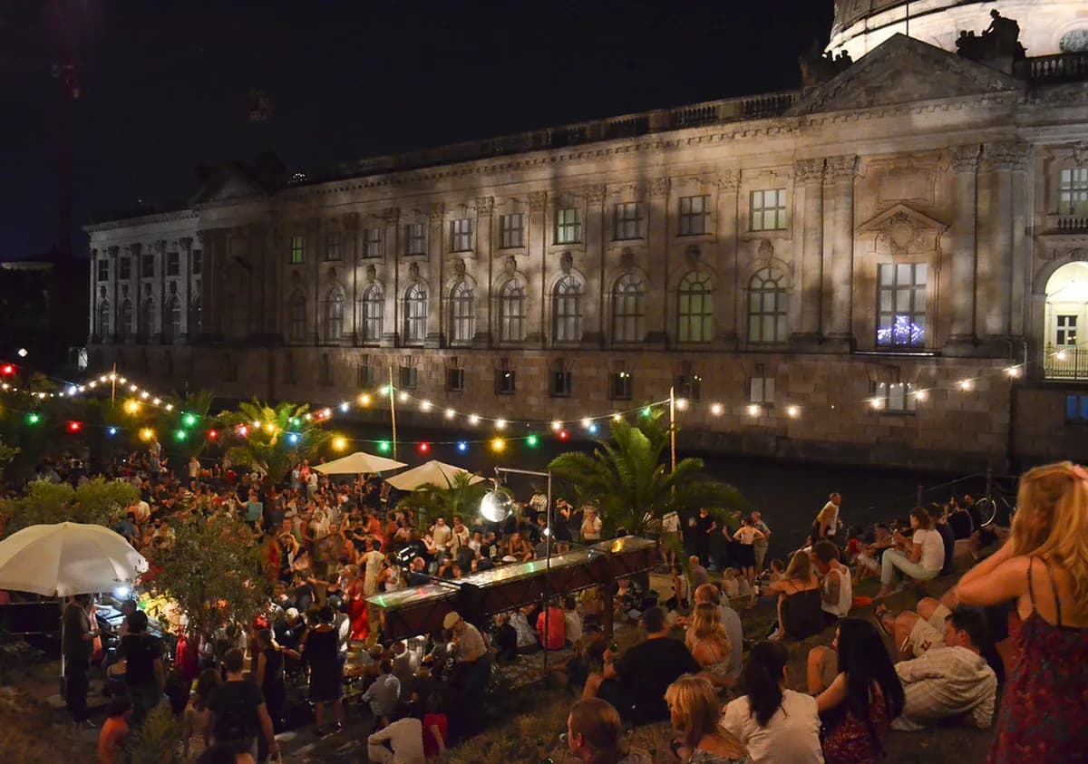 Berlin Nightlife Guide: 9 Essential Clubs, Areas, and Tips