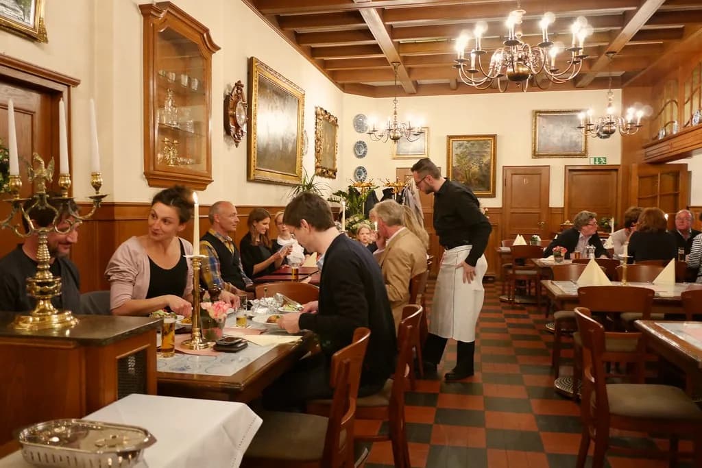 10 Best Restaurants in Cologne: A Complete Foodie Guide (2026)