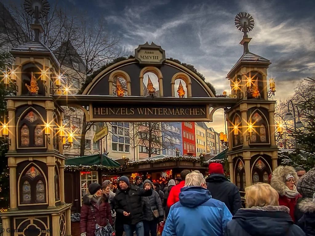 Cologne Christmas Market Guide: 8 Essential Planning Tips