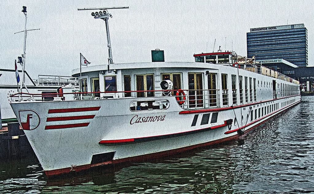 One Day in Cologne Itinerary: 10 Essential Stops