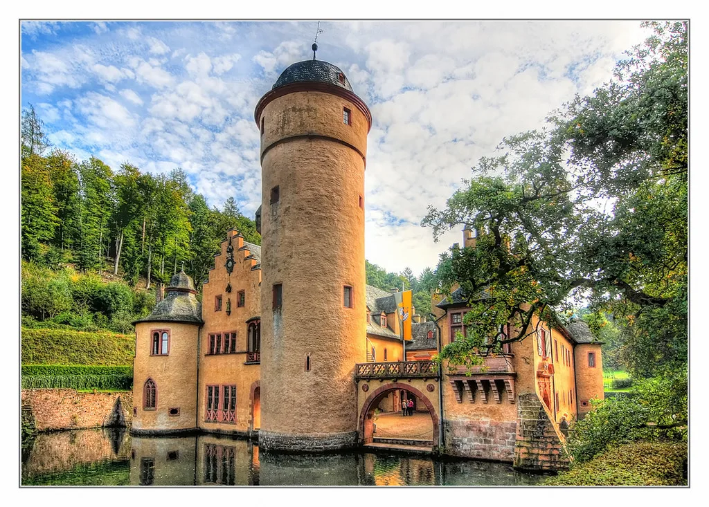 How to Maximize Your Frankfurt Travel Budget