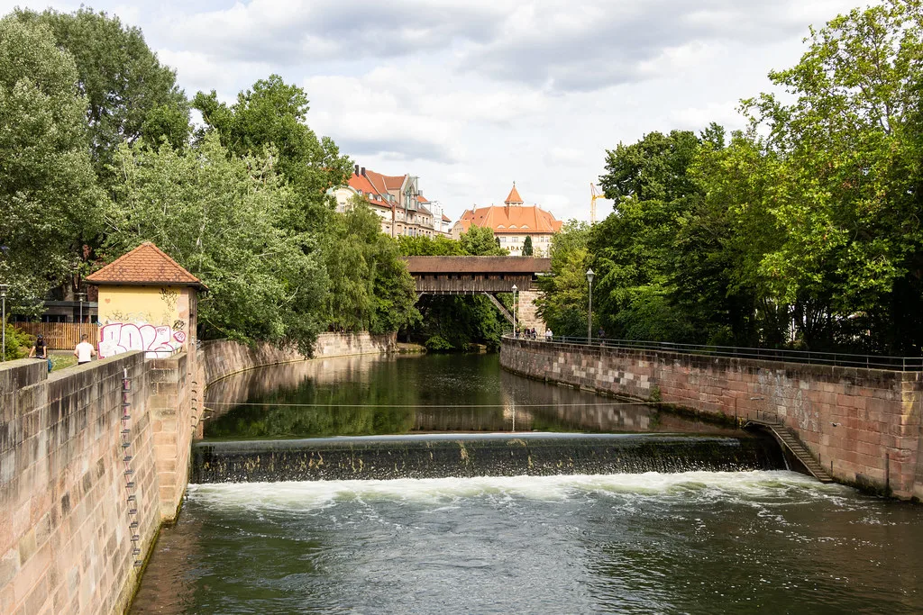 Crossing the Pegnitz: Bridges and River Views
